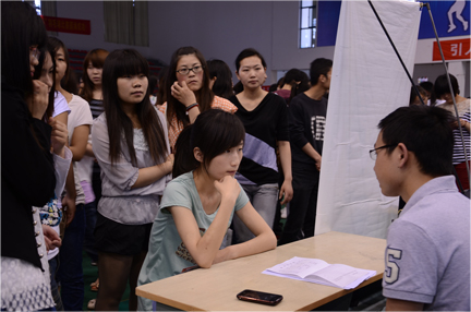 ��ʿ����Ƹ�����ֳ�